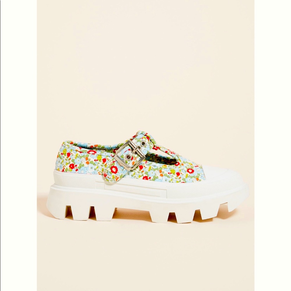 Jeffrey Campbell Enfance
Platform Sneakers